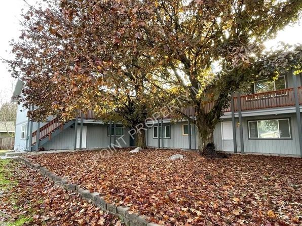 1315 Hickory St #8