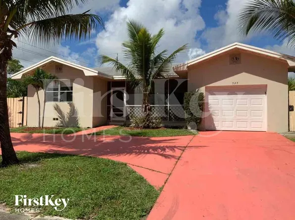727 S Pine St, Lake Worth, FL 33460