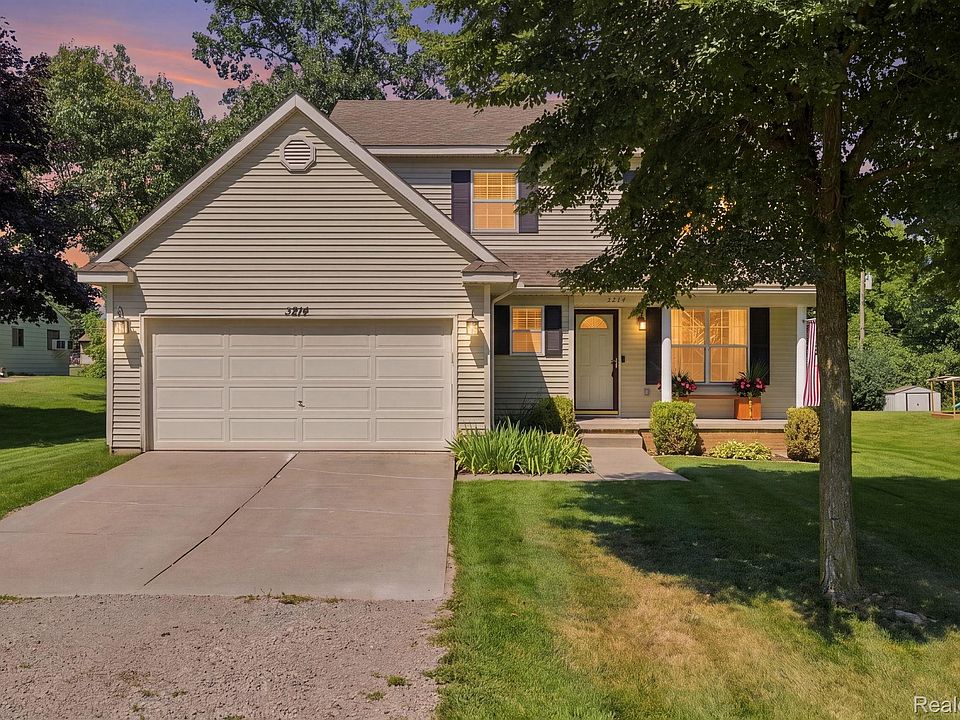 1st image of 3214 Greenwood Dr