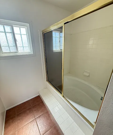 23 Deerwood E — Photo 30