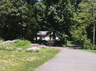 51 Old Company Rd, Barto, PA 19504