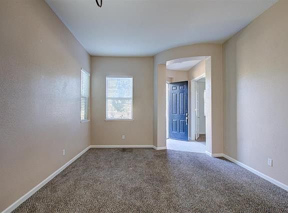 5th image of 1426 Jake Creek Dr