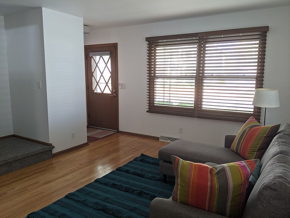 Entry & Living Room