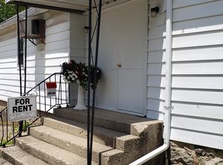 407 N Main St #2/3, Syracuse, IN 46567