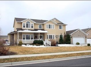 672 E Willow Springs Ln, Draper, UT 84020