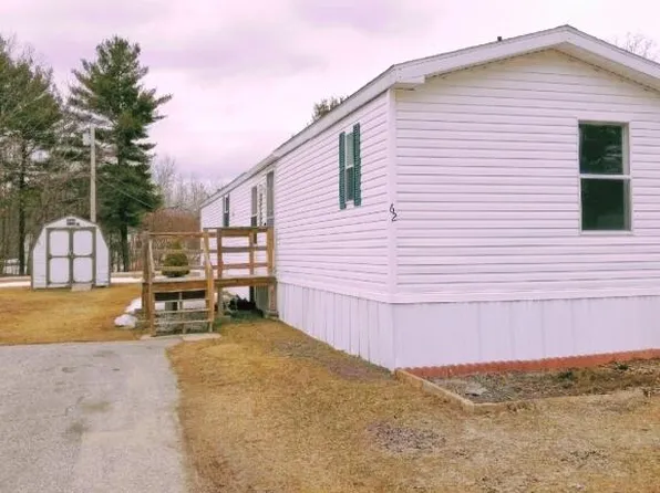 62 Hillside Drive, Sabattus, ME 04280