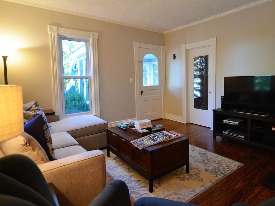 1st image of 128 Walnut St