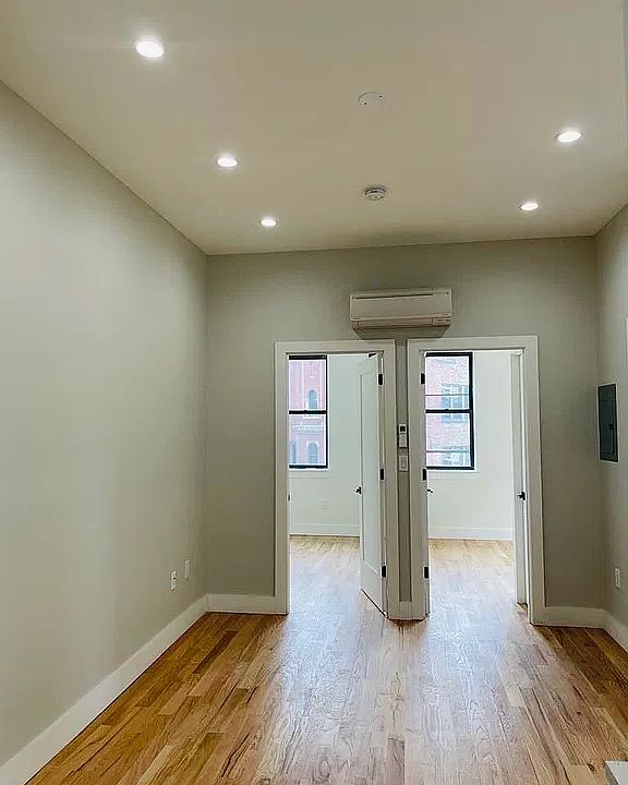 1st image of 1641 Nelson Ave APT 2