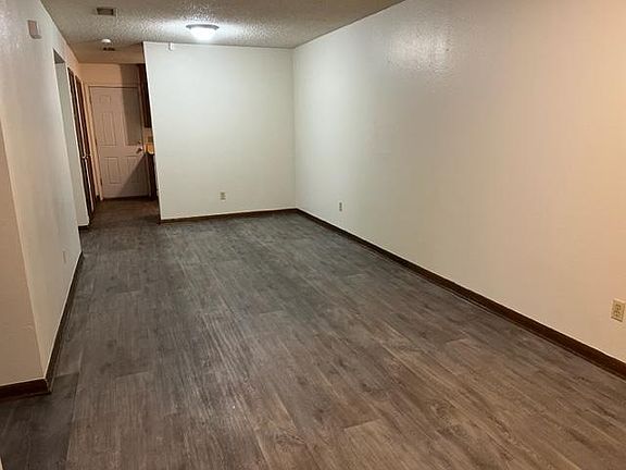 5th image of 1409 Wingwood Dr APT A