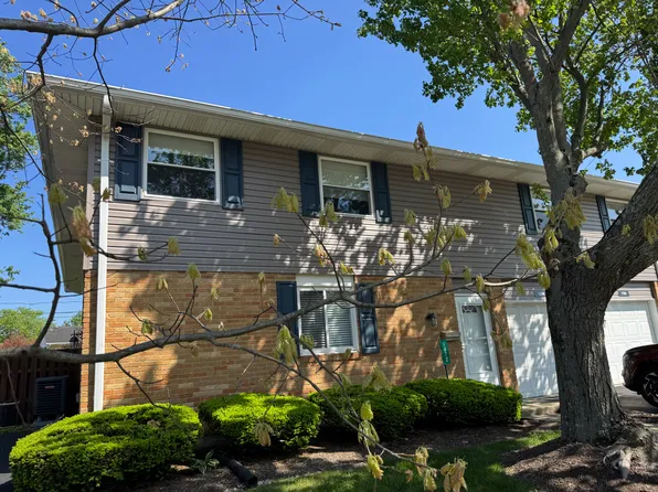 1672 Mars Hill Dr, Dayton, OH 45449