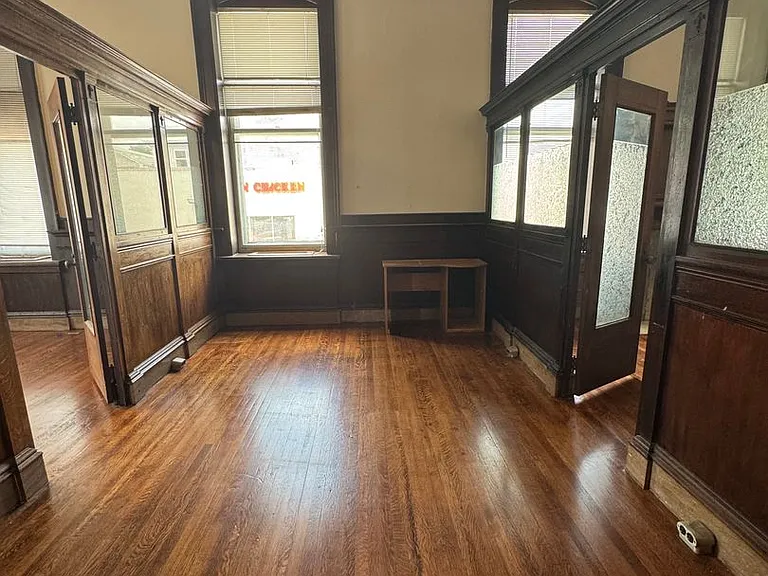 Cigar Factory Apartments — Photo 33
