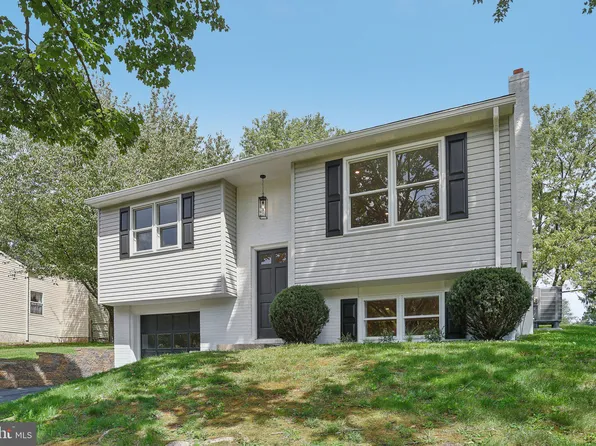1319 Doris Dr, Pottstown, PA 19464