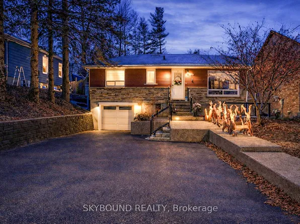 32 Victoria Ave, Halton Hills, ON L7J 1Y9