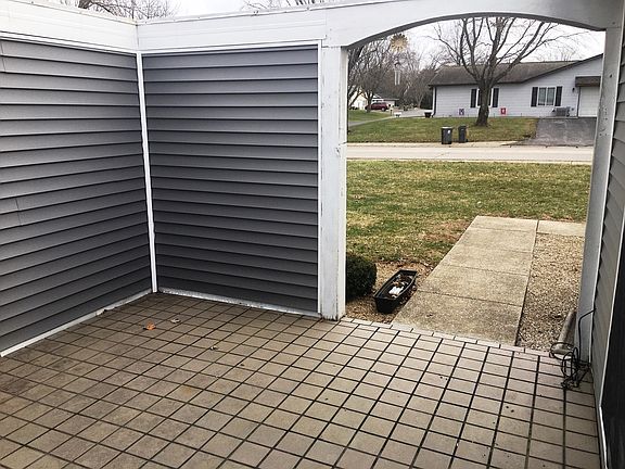 Patio to road