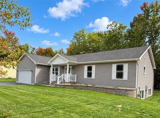 24 Dylan Dr, Central Square, NY 13036
