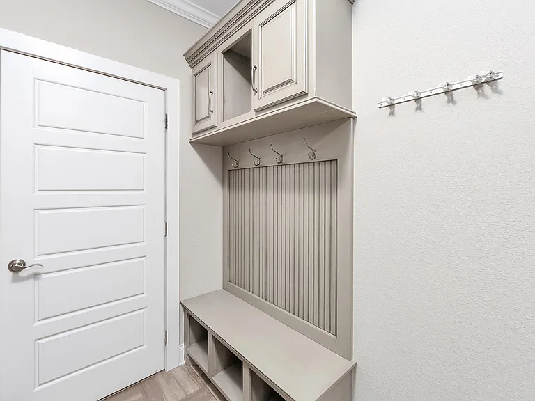 198 Moses Dr — Photo 20