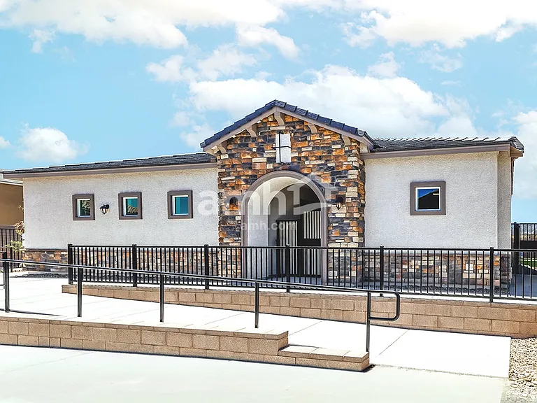 10122 Cathedral Spires Ave — Photo 22