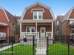912 N Kedvale Ave, Chicago, IL
