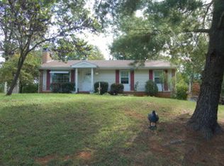 135 Silverbirch Dr, Blue Ridge, VA 24064