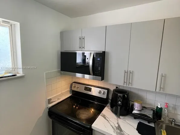 11311 SW 200th St APT 210D, Miami, FL 33157