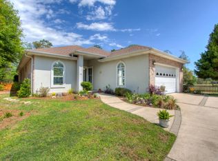 4152 Callaway Dr, Niceville, FL 32578