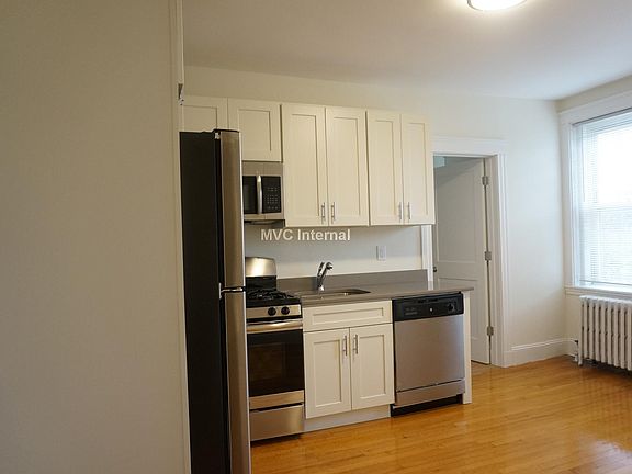 4th image of 1850 Commonwealth Ave APT 42T