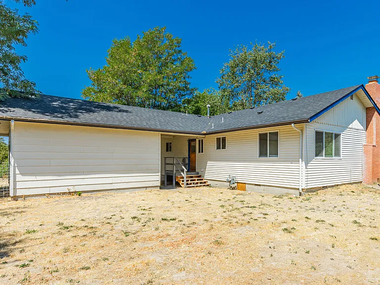 2087 Upper River Rd — Photo 23