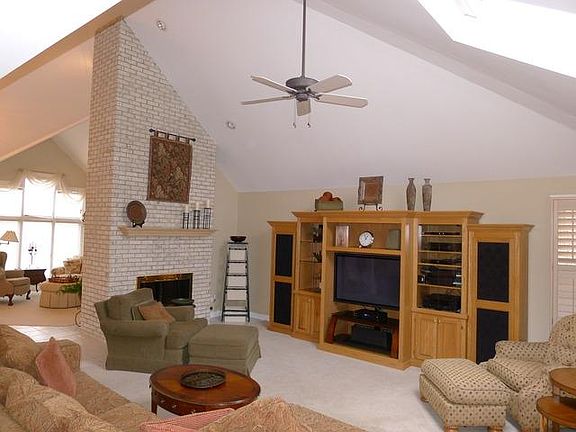 2nd image of 10933 W Lakeside Dr