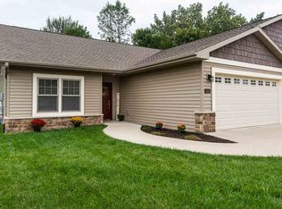 1801 Keymont Ct, Dubuque, IA 52002