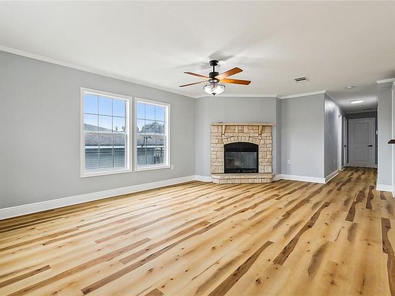 4th image of 2504 Kingbird Blvd