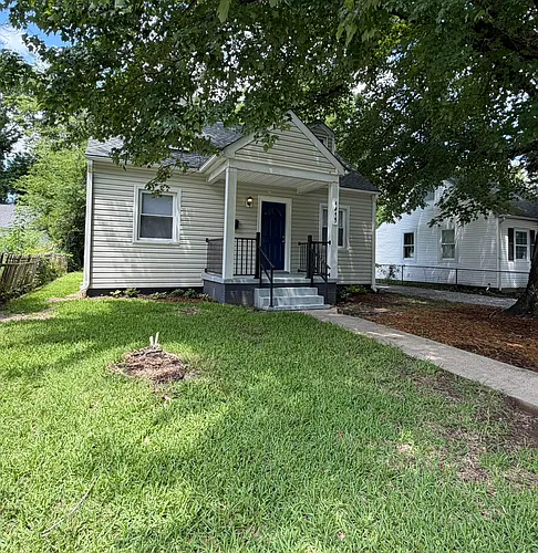 1413 Overlook St Photo 1