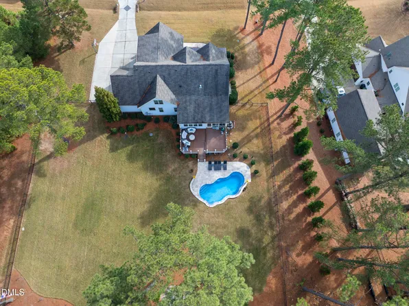 90 Paraggi Ct, Clayton, NC 27527