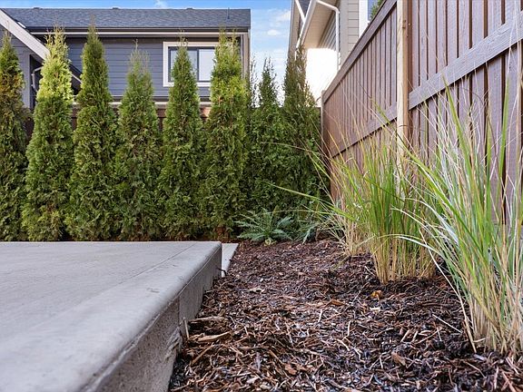 4th image of 46211 Promontory Rd #116