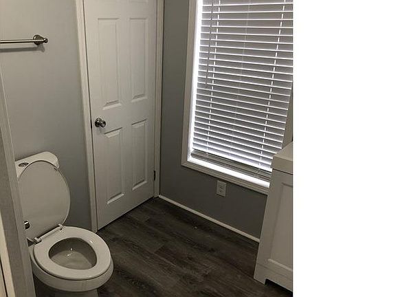 4th image of 128 Eagle Ave