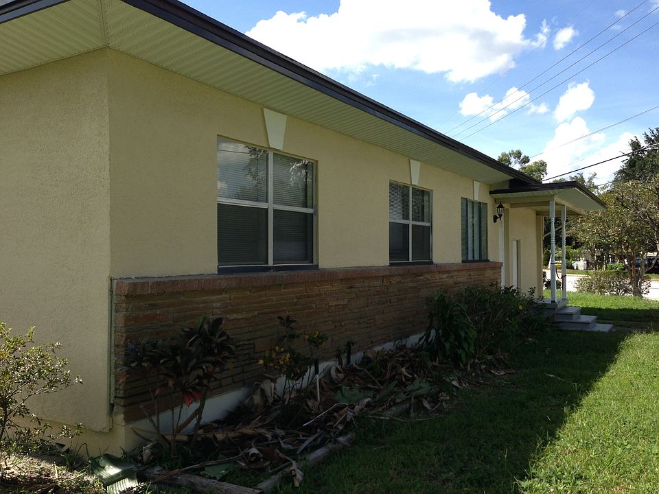 1st image of 2626 Corrine Dr