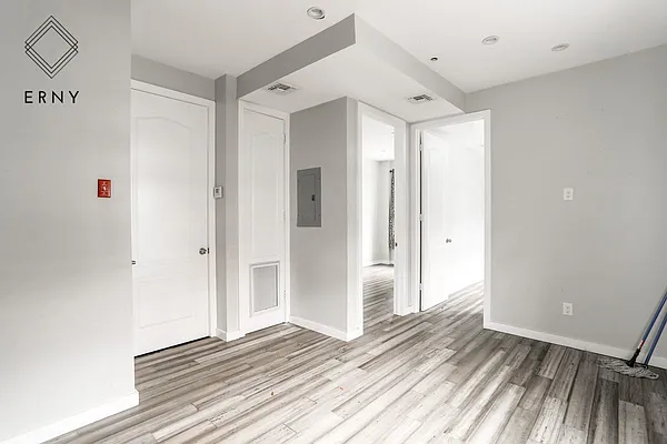 Rented by Pinn Realty | media 36