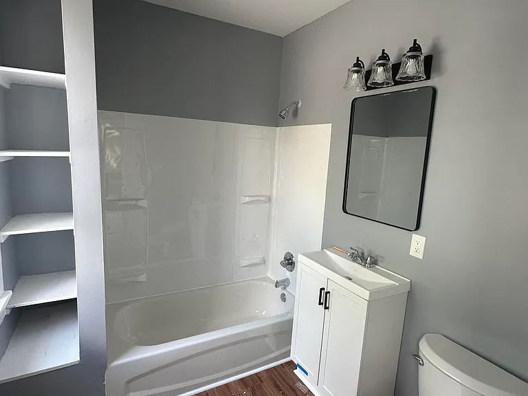 1124 South St — Photo 2