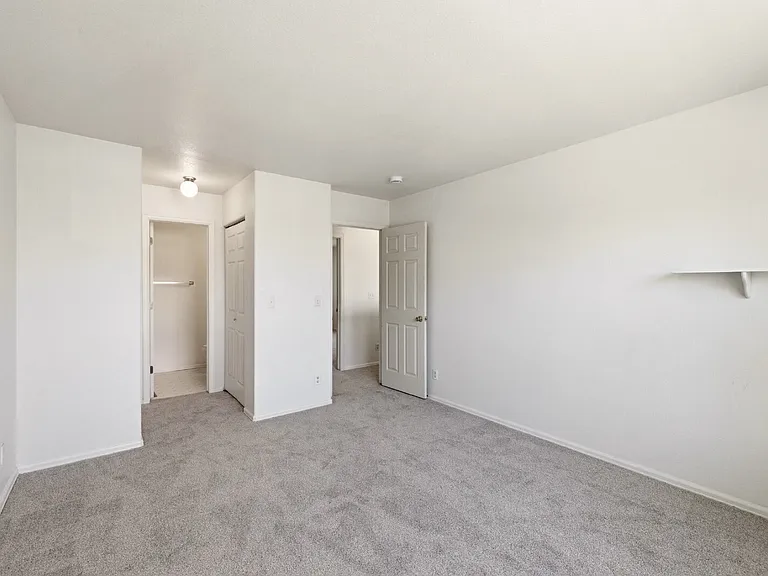 1225 S Zeno Cir #C — Photo 13