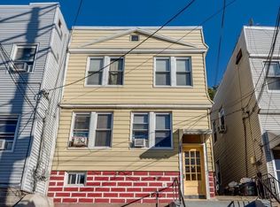420 Liberty Ave APT 2F, Jersey City, NJ 07307