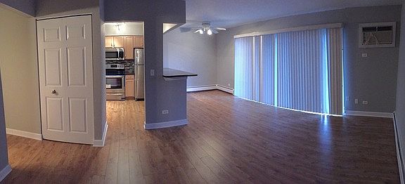 2nd image of 259 W Court Of Shorewood APT 1B