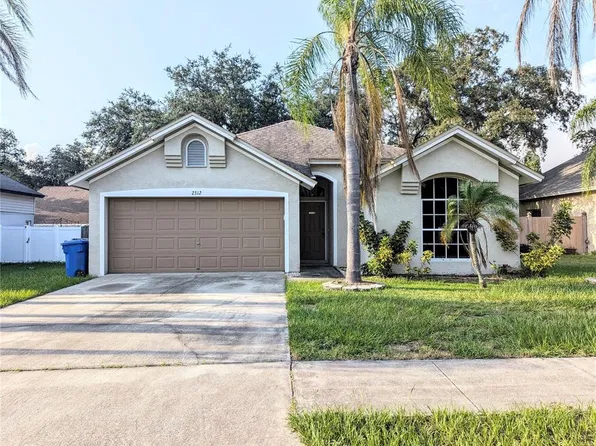 2312 Millcreek Ct, Valrico, FL 33596