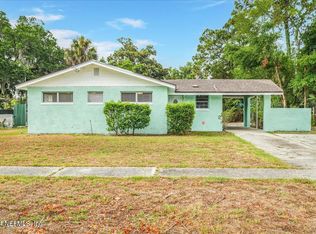 6416 Lenczyk Dr, Jacksonville, FL 32277