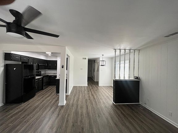 3rd image of 2102 Wooden Heart Ct