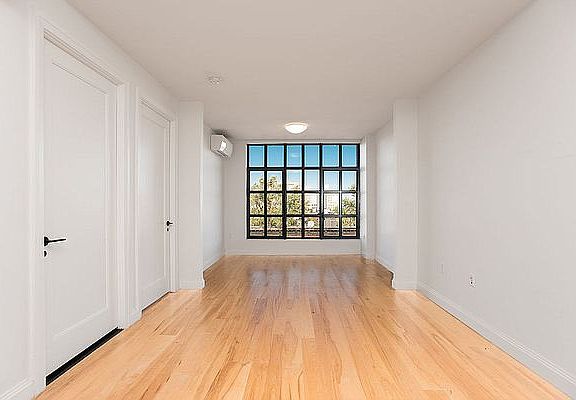 4th image of 564 Saint Johns Pl APT 721