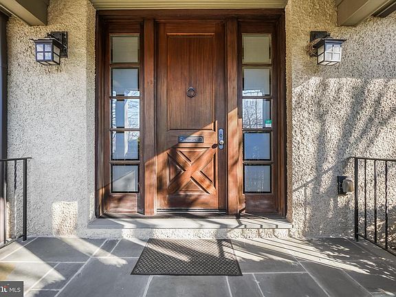 3rd image of 4201 Military Rd NW