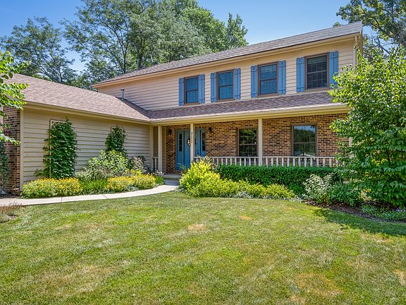 2nd image of 711 Catino Ct