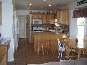 2nd image of 1390 E Damie Ln