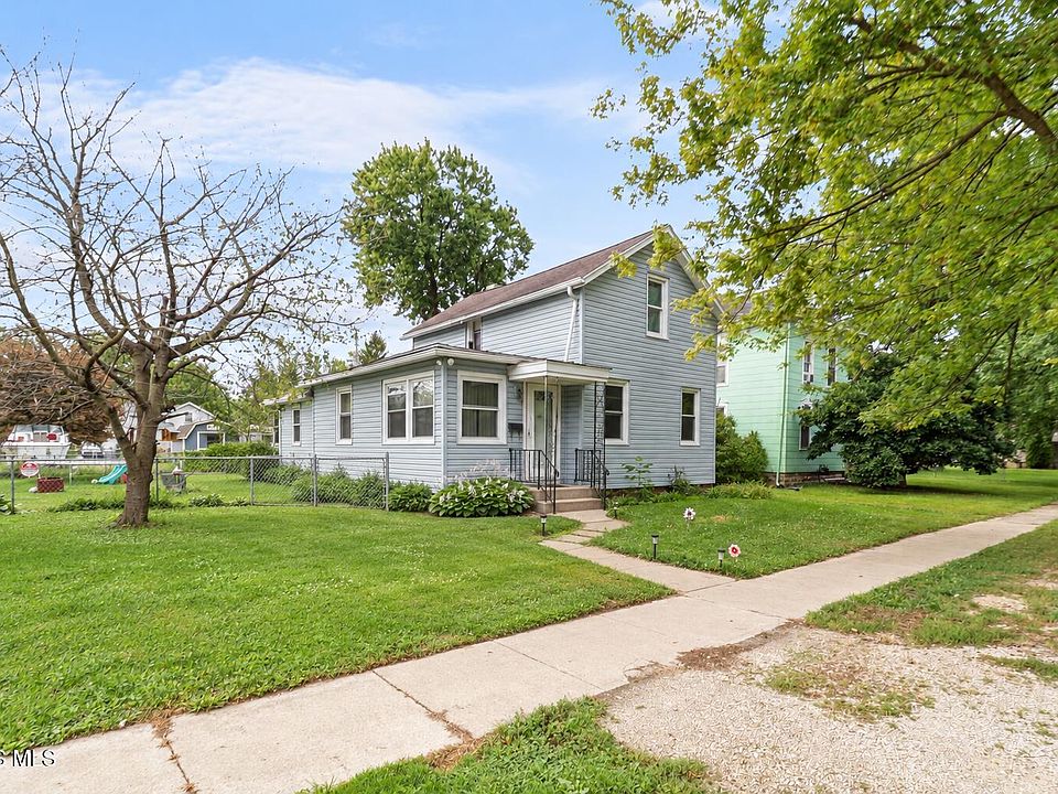 2nd image of 435 4th St