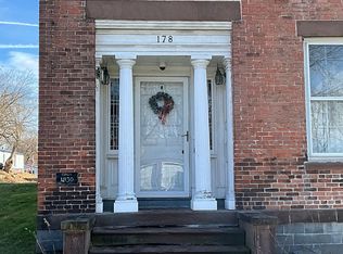 178 Main St, Schaghticoke, NY 12154