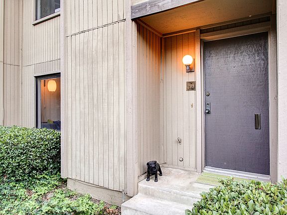 3rd image of 299 Rosemont Ave